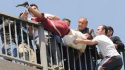 Ecel teri döktüren intihar girişimi