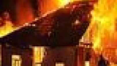 Barakada Yangın: 1 Ölü