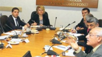 AKP komisyonu dağıtıyor