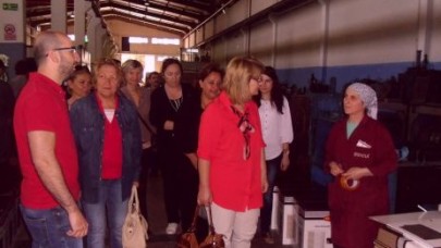 CHP’li Kadınlar’dan işçilere ziyaret