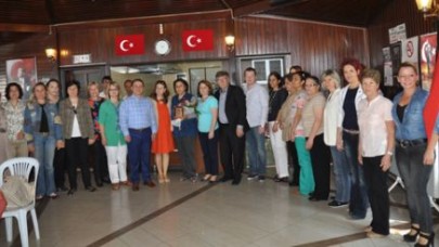 CHP KÖY’LERDEKİ ANNELERİ AĞIRLADI