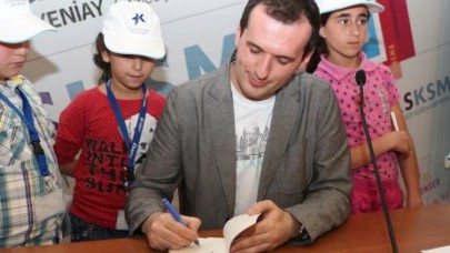 Çok Soru Çözün, Çok Okuyun