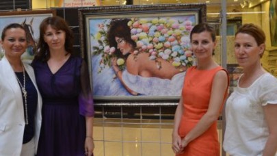 Eserler komşu İlçe’de sergilendi