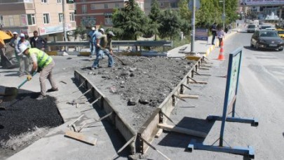 Bizimkent köprülü kavşağı genişletildi