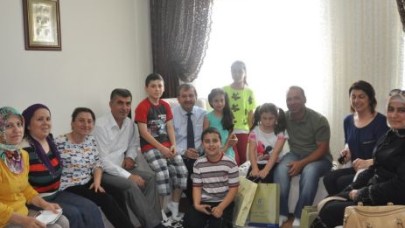 Lösemili Çocuklara Moral Ziyareti