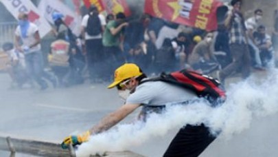 "Güvenliğiniz için Türkiye'ye gitmeyin"