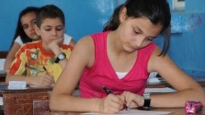 Öğrenciler SBS'de ter döküyor