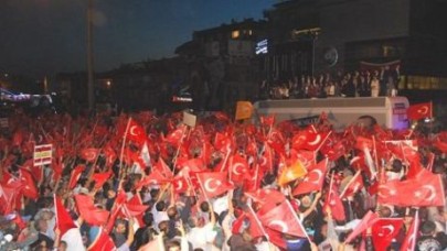 'Bu iktidar yüzde 76'nın hizmetkarıdır'