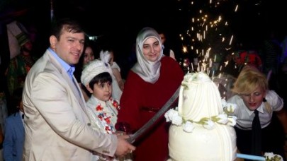 Başkan Danışmanı Ay’ın gururlu günü…