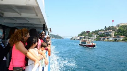 Beylikdüzü halkı boğaz’ı geziyor