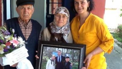 Gürsu ailesine fotoğraf hediyesi