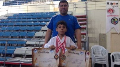 Çatalcalı karateciler dünyaya açılıyor