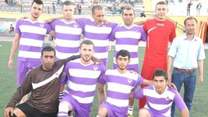 BELEDİYE KUPAYI YARILADI: 2-1