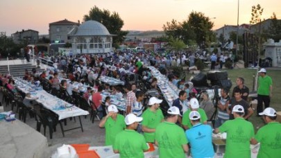 İBB’den 2 bin 500 kişilik iftar sofrası