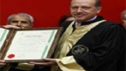 Erdoğanın unvanı geri alındı