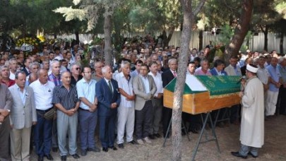 Silivri Kadir abisini son yolculuğuna uğurladı