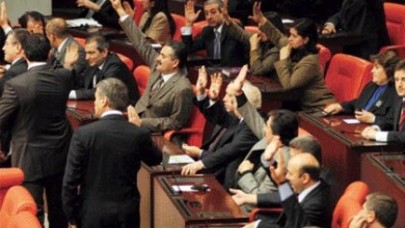 Evden çalışma yasalaştı