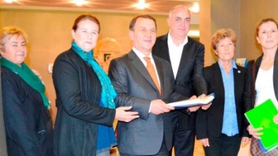 KENT KONSEYİ İMZALARI TESLİM ETTİ