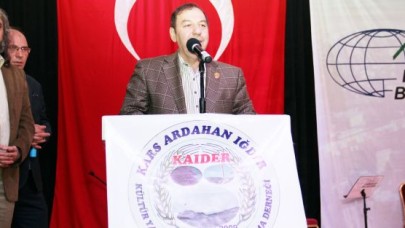 DAYANIŞMA GECESİNE KATILDI