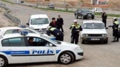 Güvenlik Güçleri, Terör Örgütlerine Ait 4 Aracın Peşinde