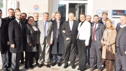 TAM KADRO KARŞILANDI