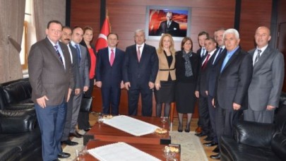 IŞIKLAR KAYMAKAM KESER’İ ZİYARET ETTİ