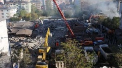 Bu ilçede binaların %60'ı çürük