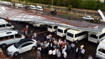 İstanbul'da Hortum Korku Saçtı