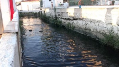 Silivri'deki Kocadere tehlike saçıyor!