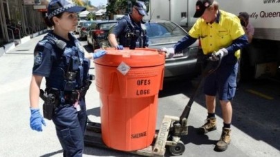 Eşini öldürüp tencerede pişirdi