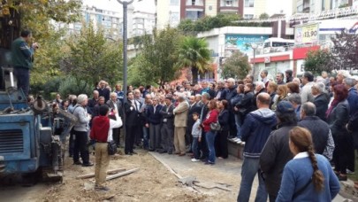 Esenyurt'ta “hat kaydırma” protestosu...
