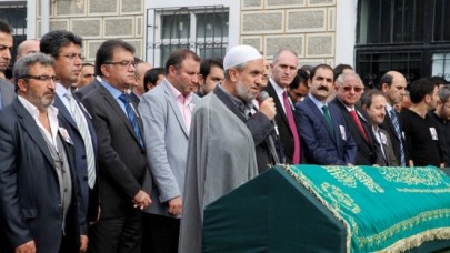 MECLİS ÜYESİ HALİL EFE VEFAT ETTİ