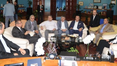 Kaymakam Doğan, Başkan Toprak'ı ziyaret etti.