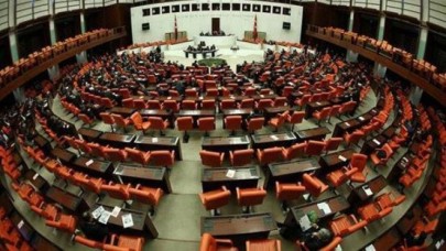 AK Parti 'içtüzük' için harekete geçiyor