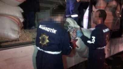 Esenyurt'ta Tır dolusu esrar