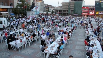 Esenyurt Belediyesi'nde yemek faturası tartışması
