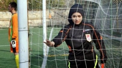 Başörtülü ilk Bayan hakem