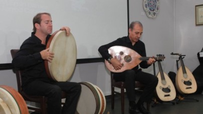 UD VE DAVUL AYNI SAHNEDE BULUŞTU