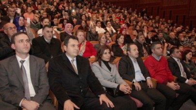 MADDE BAĞIMLILIĞI KONUSUNDA AİLELER NE YAPMALI?