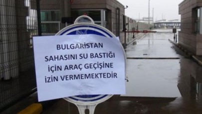 Kapıkule'de ulaşım durdu!