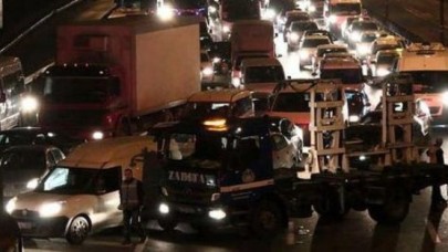 Onlarca aracın lastiği patladı!