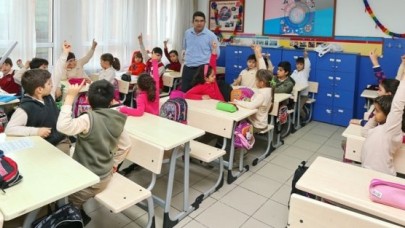 Zabıta’dan öğrencilere tüketici dersi