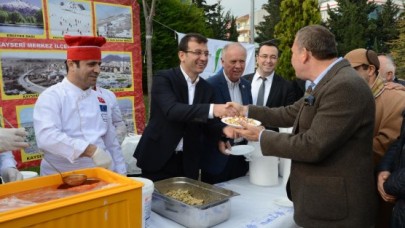 Kayserililer Mantıyı Beylikdüzü'nde Yedi