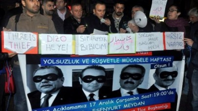 CHP Esenyurt 4 dilde ‘hırsız var' dedi