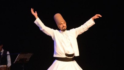 Aşk yolculuğuna çıktılar