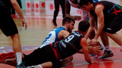 Lider, Potada fırtınalar estiriyor: 95-86