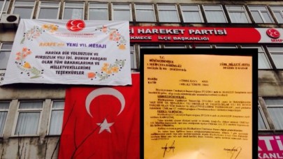 MHP Büyükçekmece'nin afişleri indirildi
