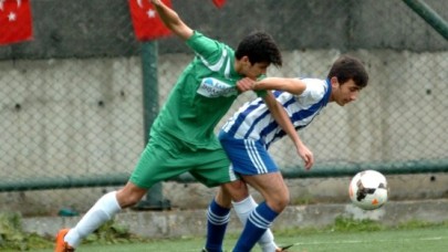 Beylikdüzü U-17, tutulmuyor: 2-0