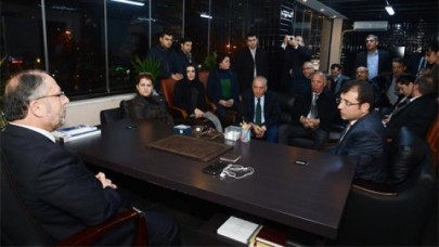 İmamoğlu'ndan AKP ilçe başkanına ziyaret