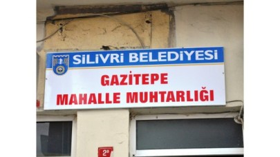 KOÇ TEPKİ GÖSTERDİ,  TABELACI SUÇU ÜSTLENDİ!